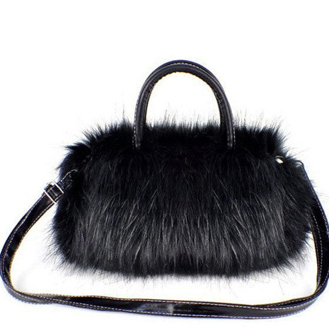 Faux Fur Handbag - Her Teen Dream